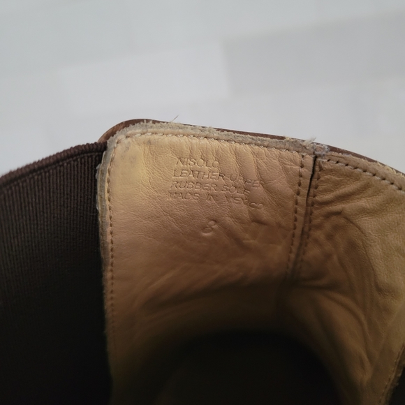 Nisolo Sustainable Heeled Commuter Chelsea Boot Pointed Almond Toe Dari Size 8 - Picture 6 of 7